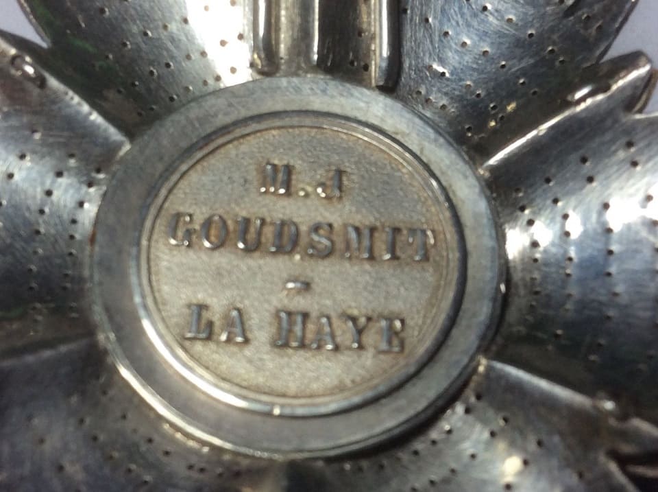 3rd class Order of the Lion and Sun  made by M.J. Goudsmit, La Haye.jpg