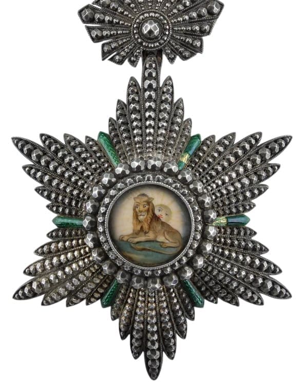 3rd class Order of the Lion and Sun made by Vincenz Mayer’s Söhne.jpg