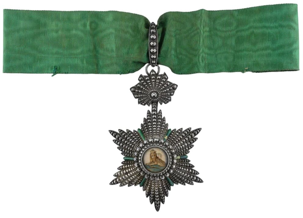 3rd class Order  of the Lion and Sun made by Vincenz Mayer’s Söhne.jpg