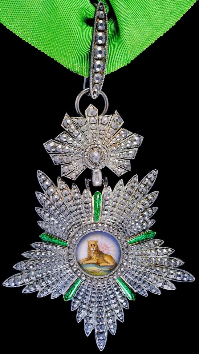 3rd class Order  of the Lion and Sun made by Vincenz Mayer’s Söhne, Wien.jpg