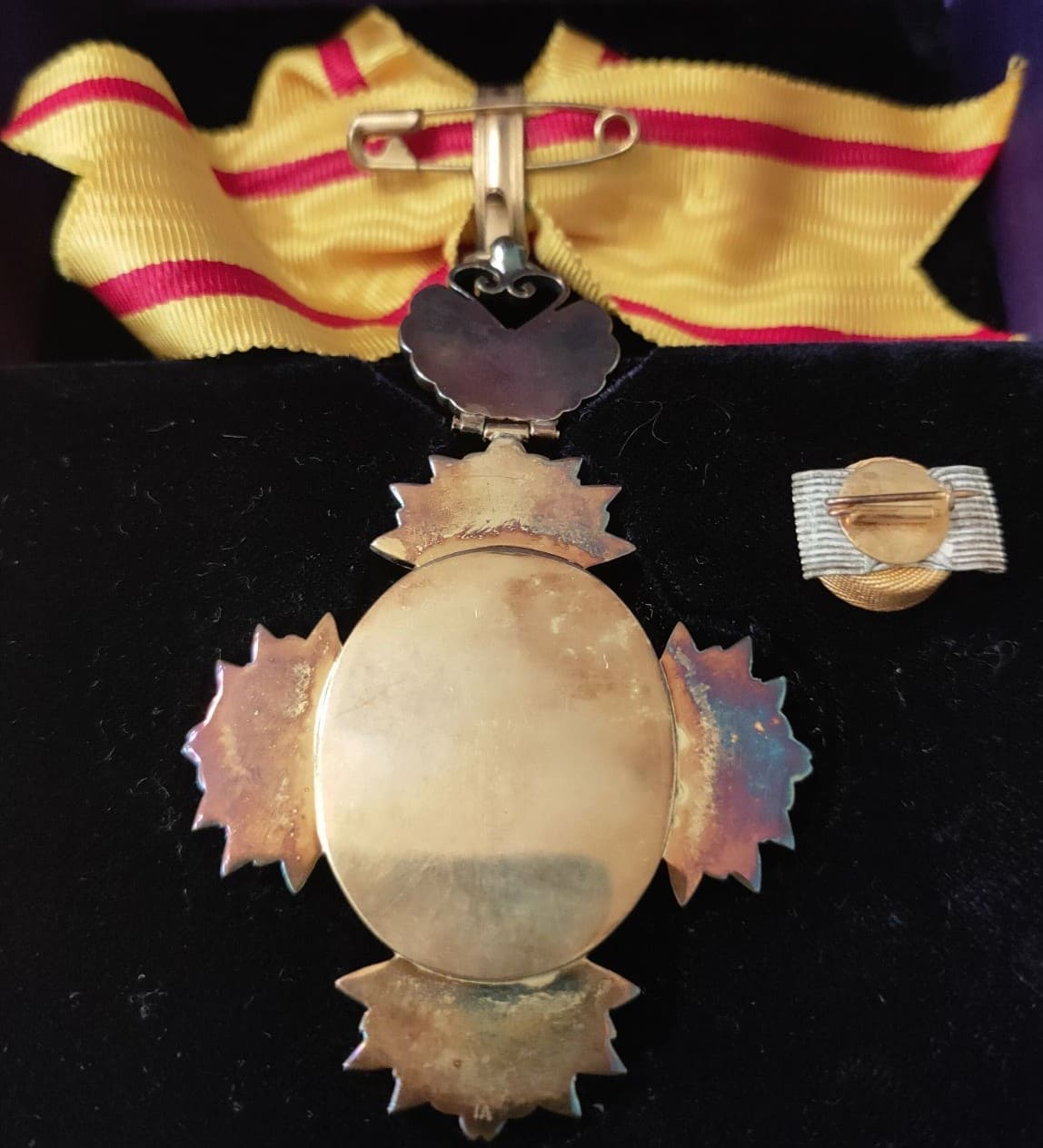 3rd class  order of the Precious Crown marked IA.jpg