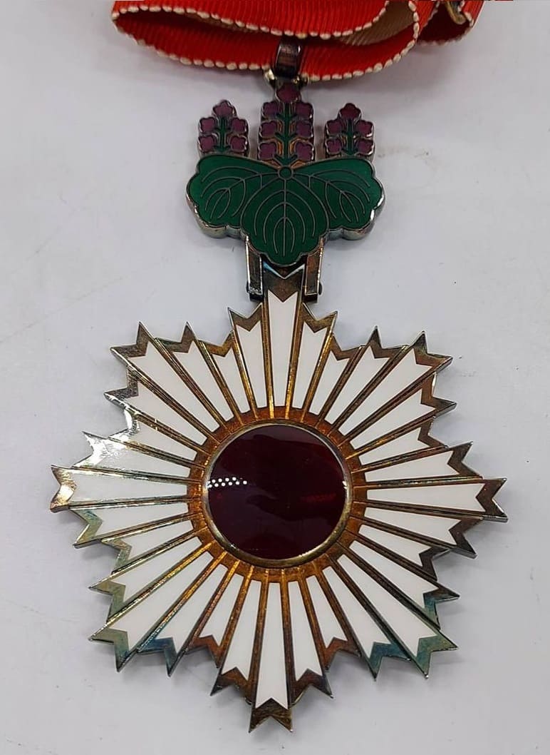 3rd class rising sun  order.jpg