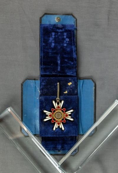 3rd class  Sacred  Treasure with Field Case.jpg