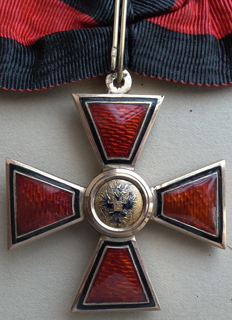 3rd class  St.Vladimir Order with Swords made by Albert Keibel.JPG