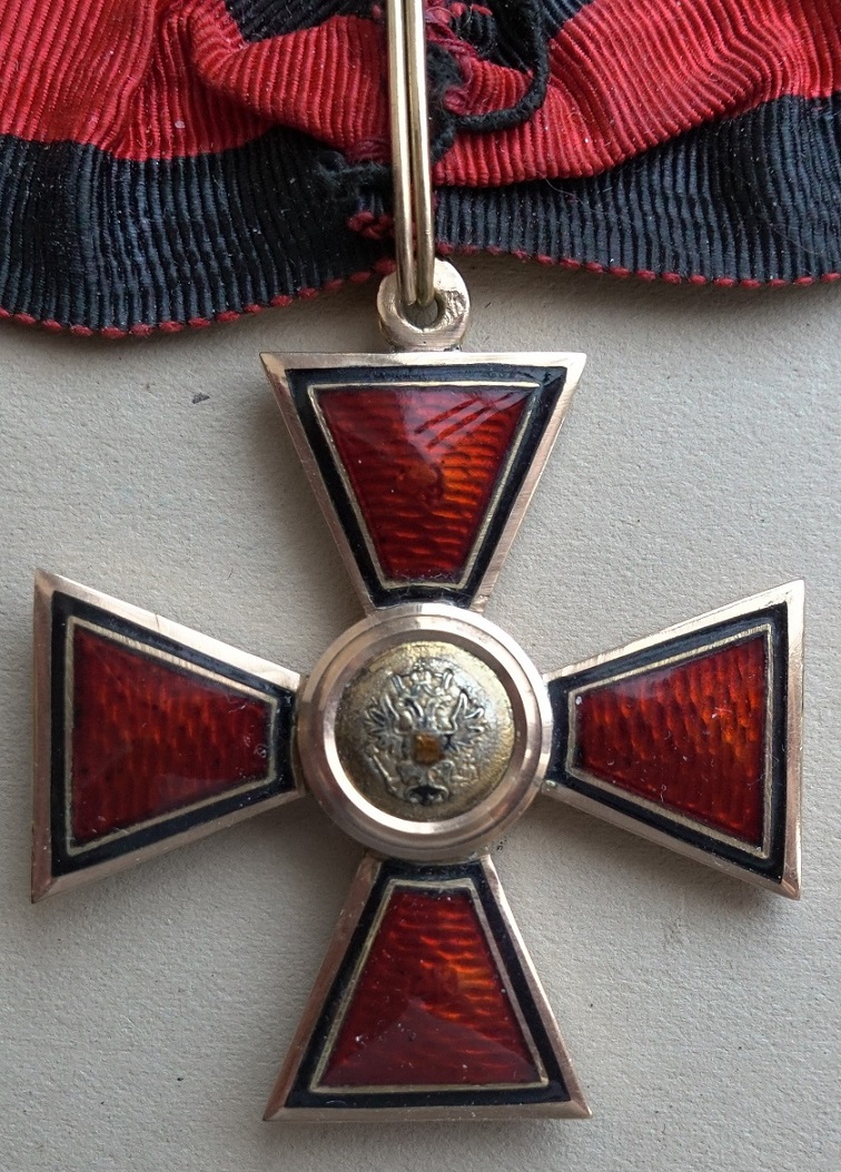 3rd class St.Vladimir Order with Swords  made by Albert Keibel.JPG