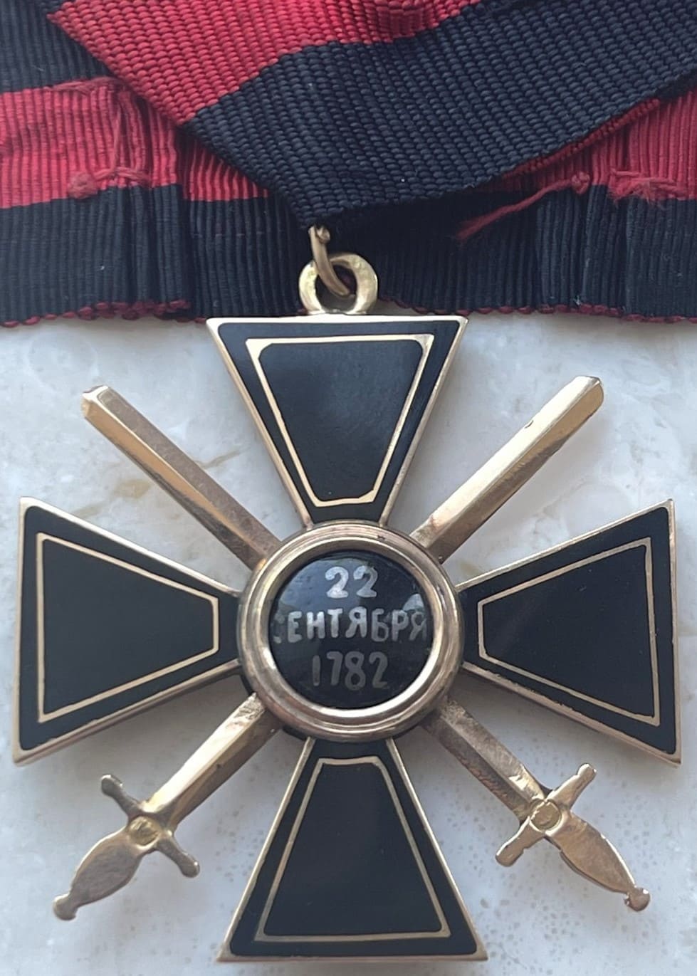 4-й  Владимир с мечами чёрной эмали.jpg