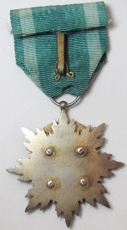 4th class Order of  Golden Kite awarded in 1906.JPG