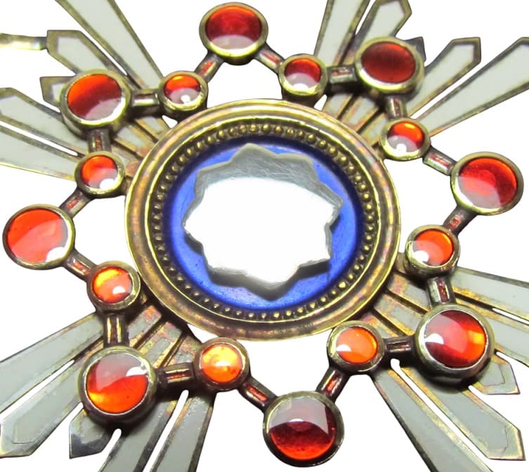 4th class Order  of Sacred Treasure with mark ナ.jpg