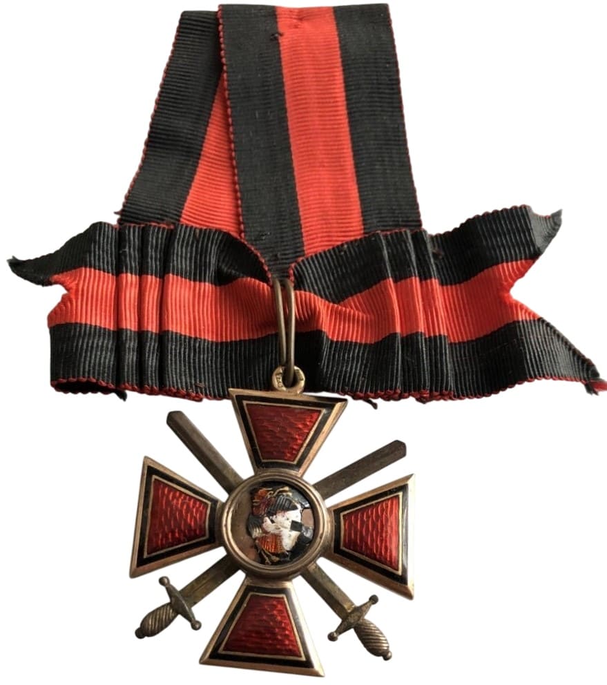 4th class Order of Saint Vladimir made by the Second Artistic Artel.jpg
