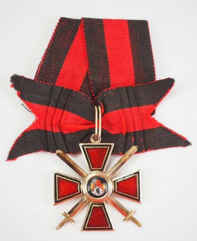 4th class Order of St. Vladimir with swords made by Albert Keibel.jpg