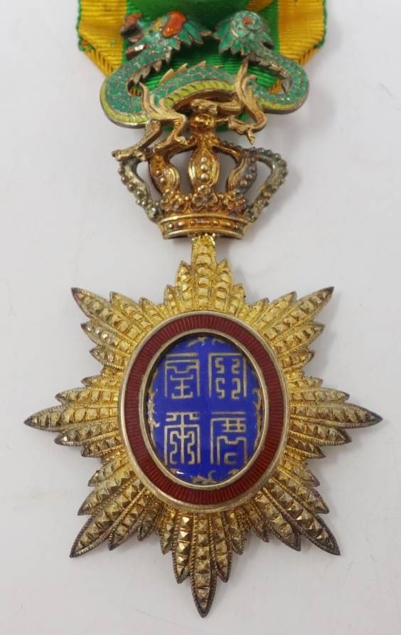 4th class Order of the Dragon of  Annam made by Umekichi Suzuki.jpg