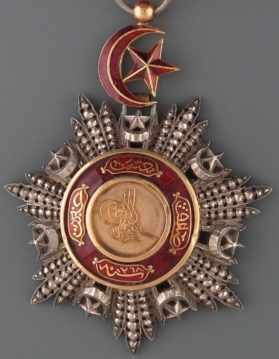 4th class Order of the Medjidie made by A.Dupetitbosq successeur de Paul Stopin, Paris.jpg