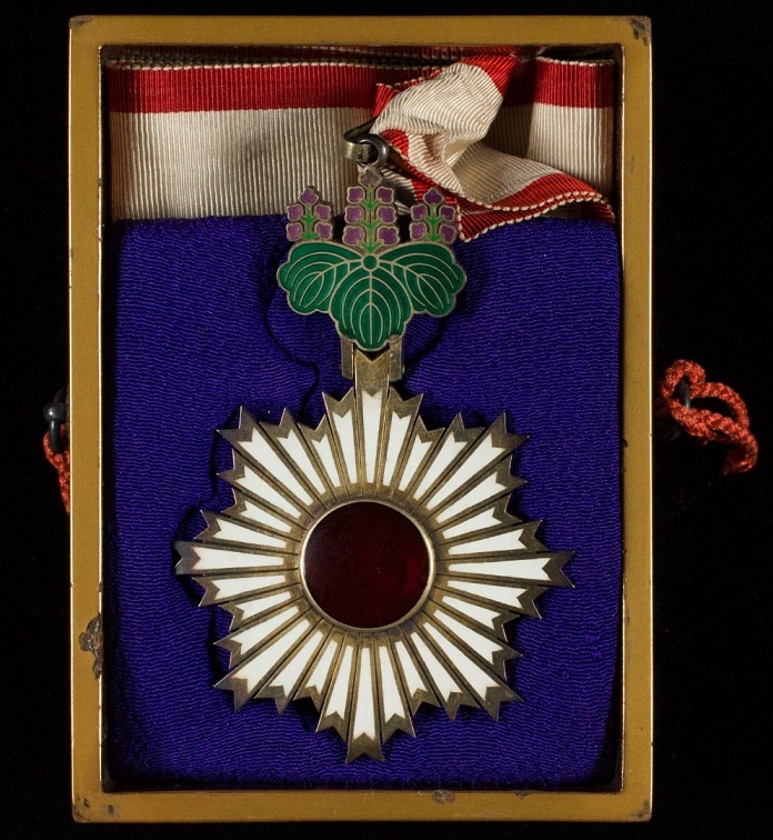 4th class Rising  Sun order awarded to Isaac Albert Mosse in 1890.jpg