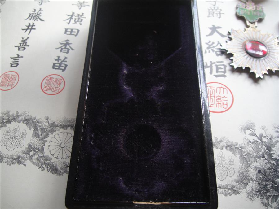 4th class Rising   Sun order for the Russo-Japanese   War.jpg