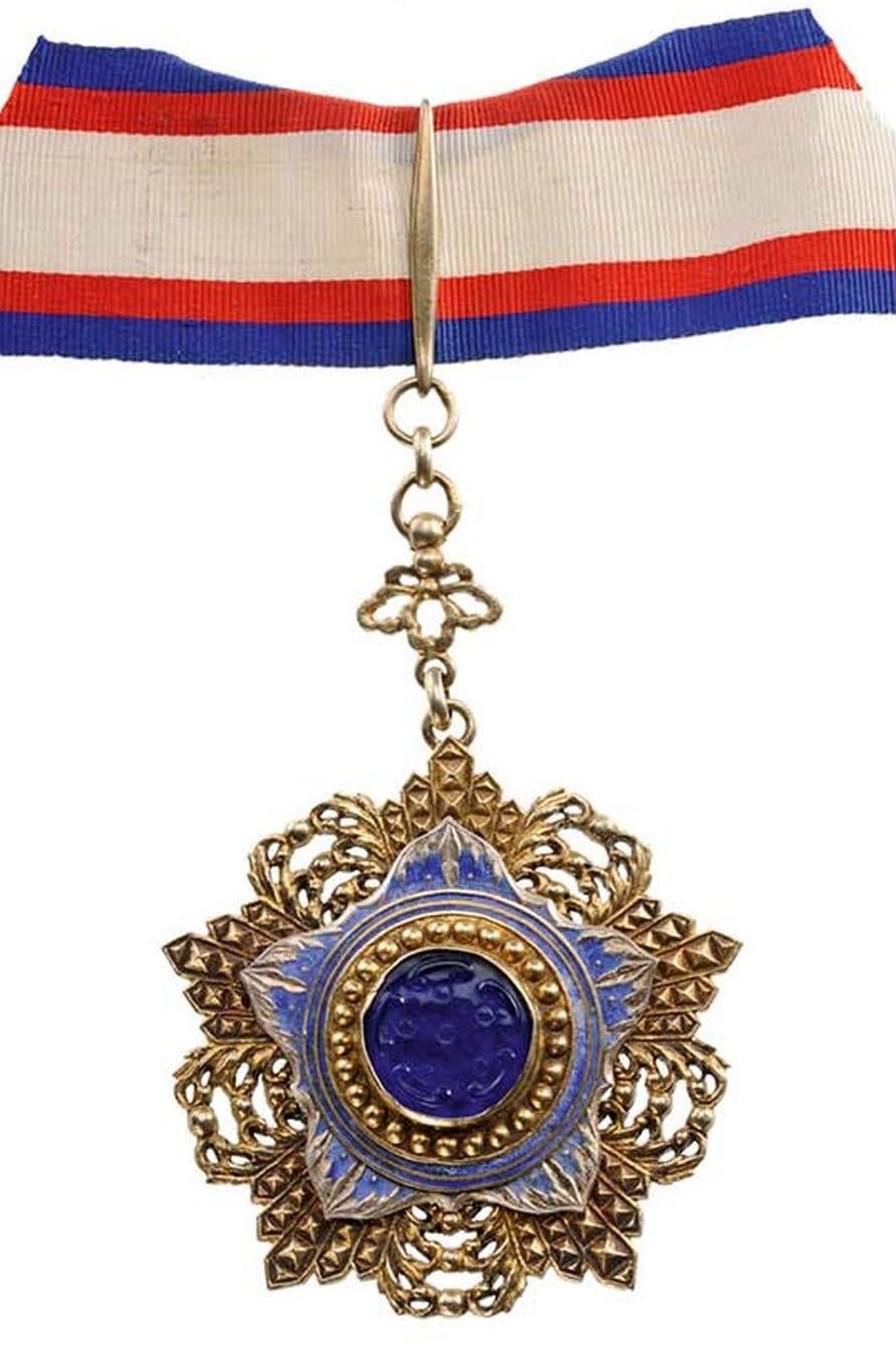 5th class Order of Brilliant Jade.jpg