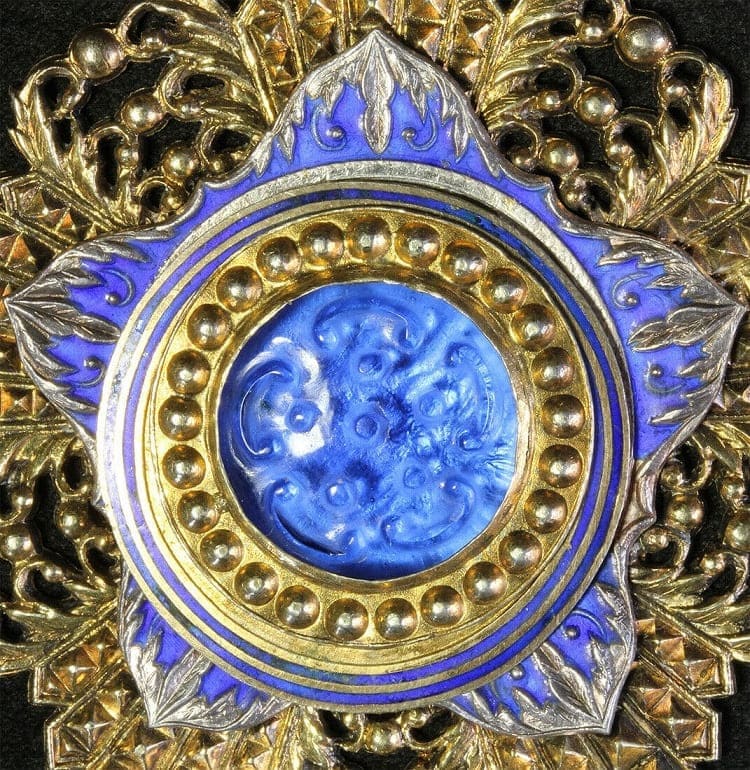 5th class Order of Brilliant Jade  No.118.jpg