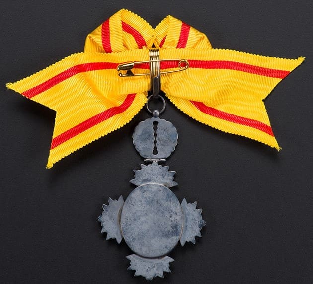 5th class order of the Precious Crown  awarded on April 29, 1989.jpg