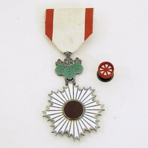 5th class Rising Sun order in paper wrapper.jpg