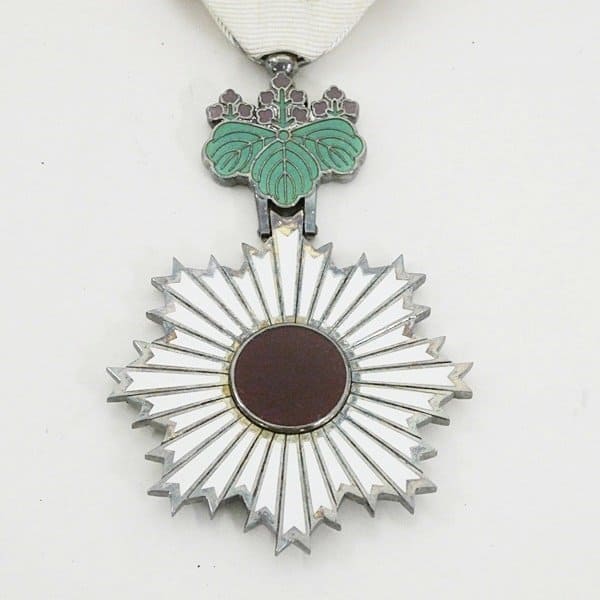 5th class Rising Sun order in  paper wrapper.jpg