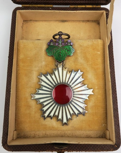 5th class  Rising Sun order made by Hirata workshop.jpg