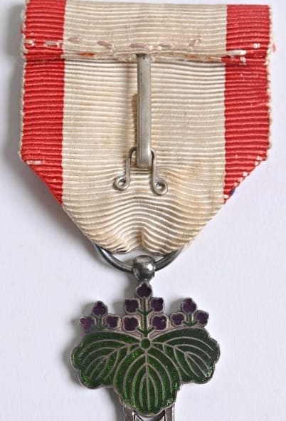 6th class Rising Sun order  awarded in 1906 to Navy Chief Petty Officer.jpg
