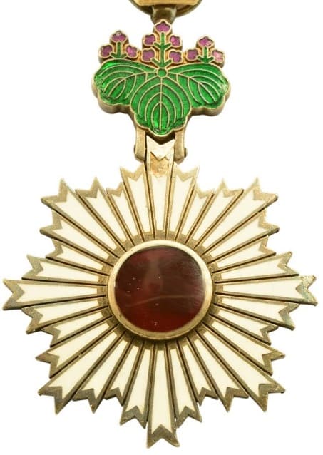 6th class Rising Sun order for the WW1 (1).jpg
