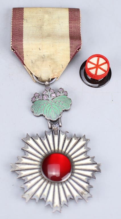 6th class Rising Sun order made  by Hirata workshop.jpg