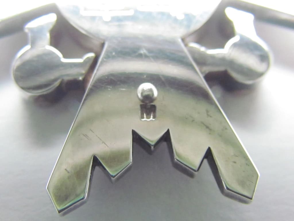 6th class Sacred Treasure order  marked M.jpg