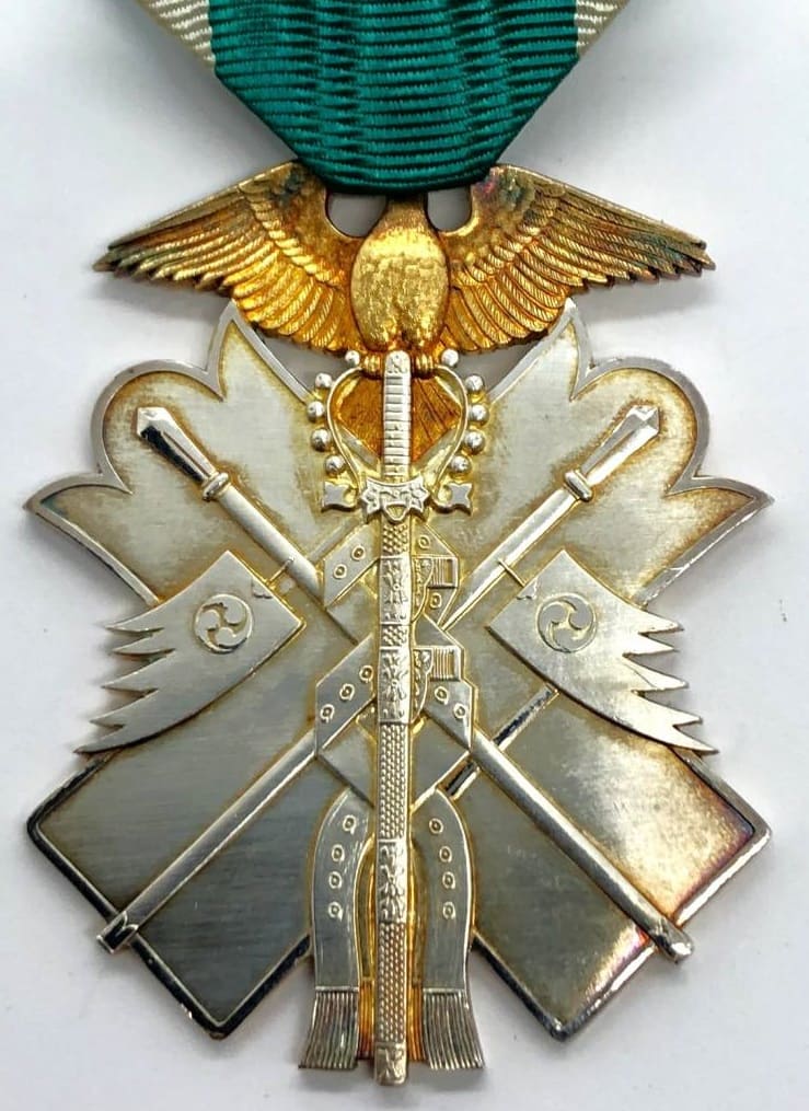 7th  class Golden Kite order marked M posthumously awarded in  1932.jpg