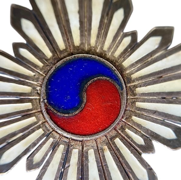 7th class Order  of Taeguk.jpeg