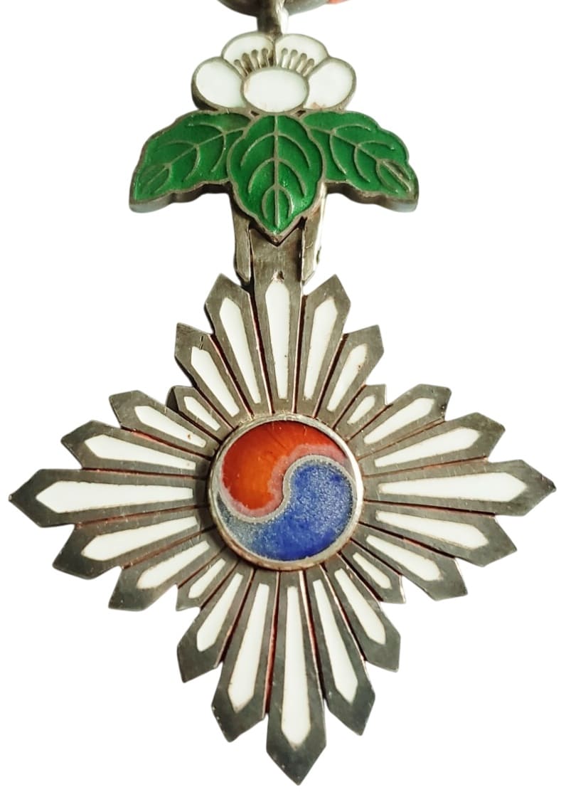 コ*ア様 (希少品) 記念品 勲章 記章 軍章 中華民国冀東防共自治政府紀念章 徽章帝国
