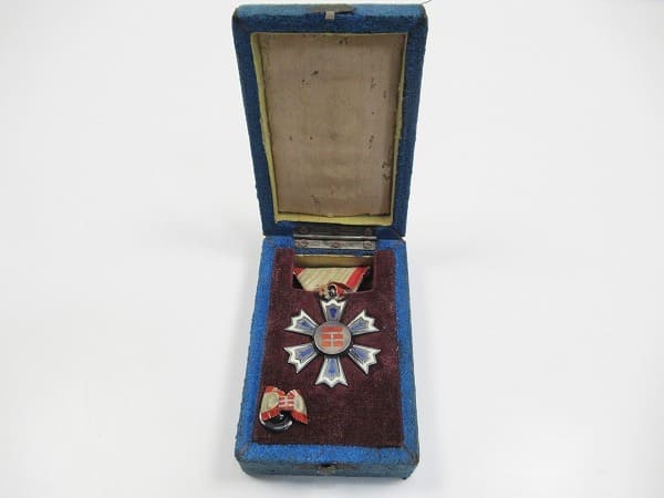 7th class Order of the Eight  Trigrams.jpg