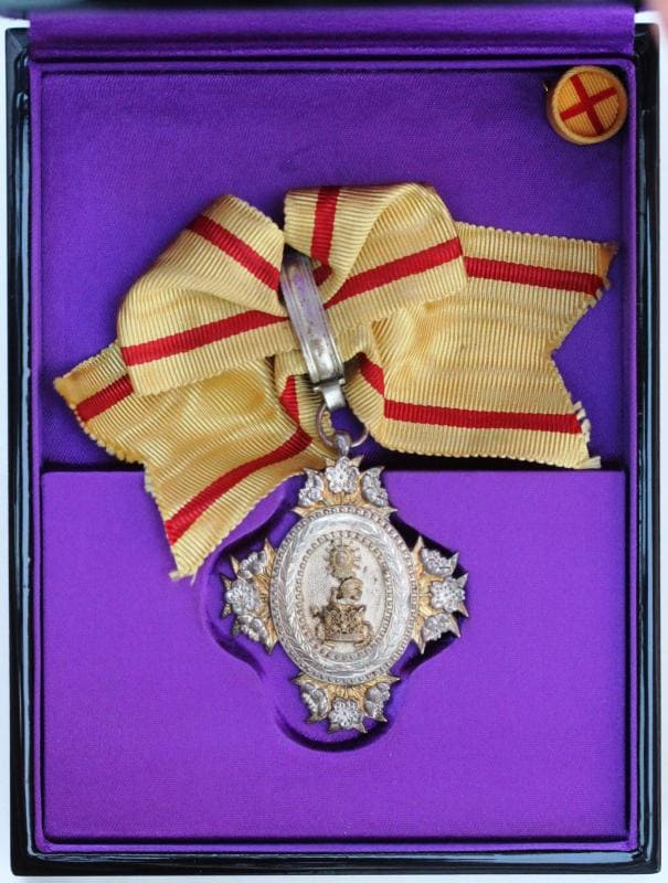 7th Class Orders of the Precious Crown/勲七等宝冠章 | Medals of Asia