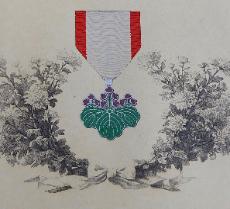 7th  class Rising Sun and China Incident Medal.jpg