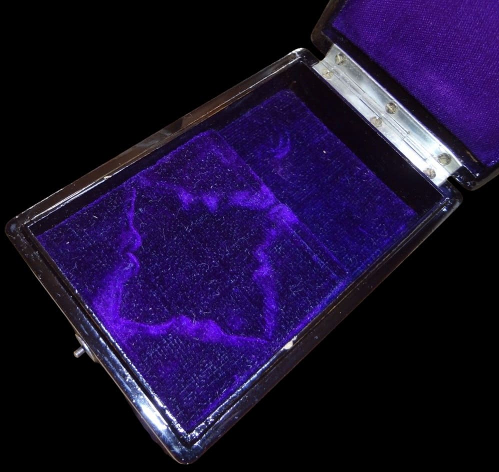 勲八位景雲章   8th  Class Order of the Auspicious Clouds.jpg