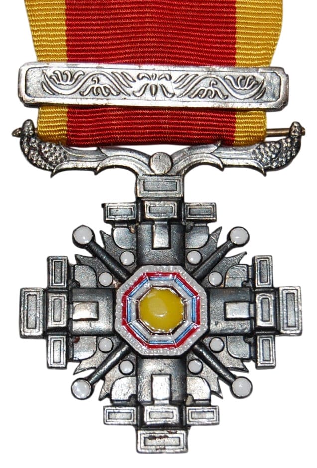 8th class Pillars of the State Order Fake.jpg