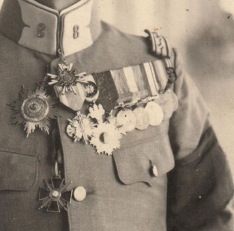 8th Hikō Rentai  Colonel.jpg