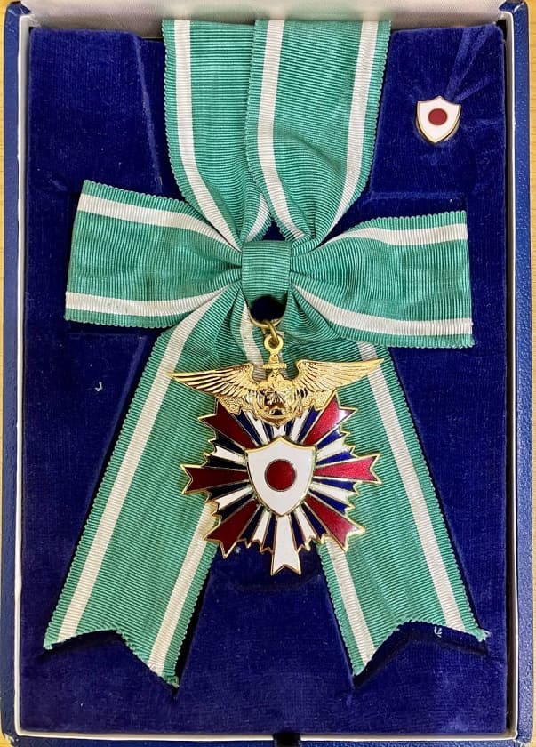 Air  Force Badge 航空集団章.jpg