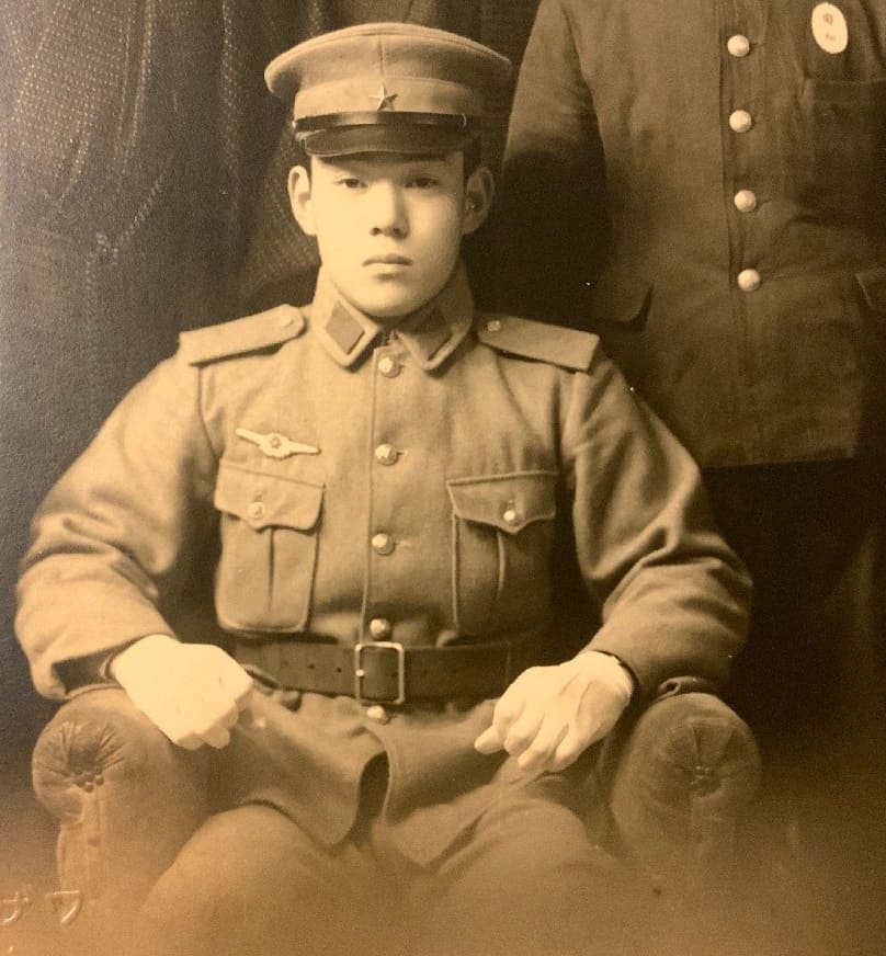 Air Force Breast Badge.jpg