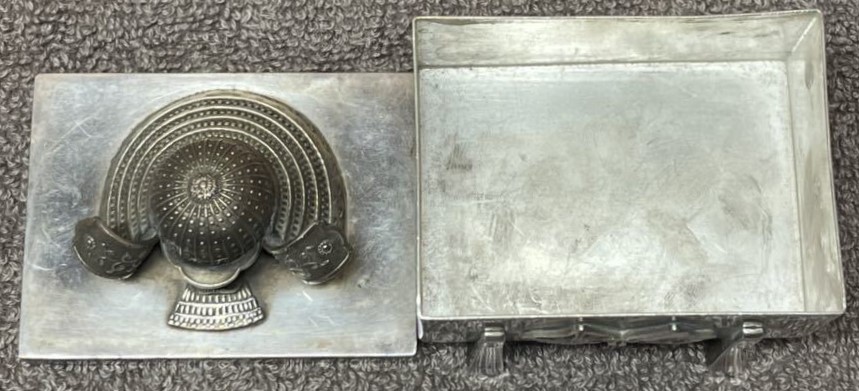 Anglo-Japanese  Alliance Commemorative Silver  Box.jpg