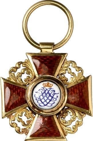 Anna order miniature.jpg