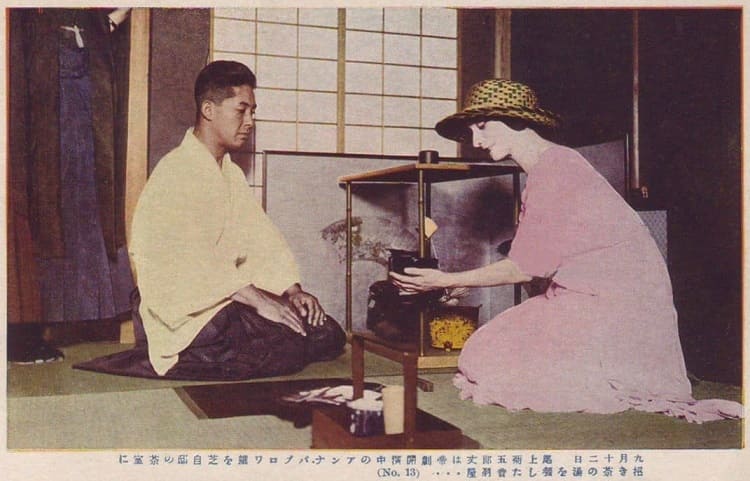 Anna Pavlova during her tour in Japan  in 1922.jpg