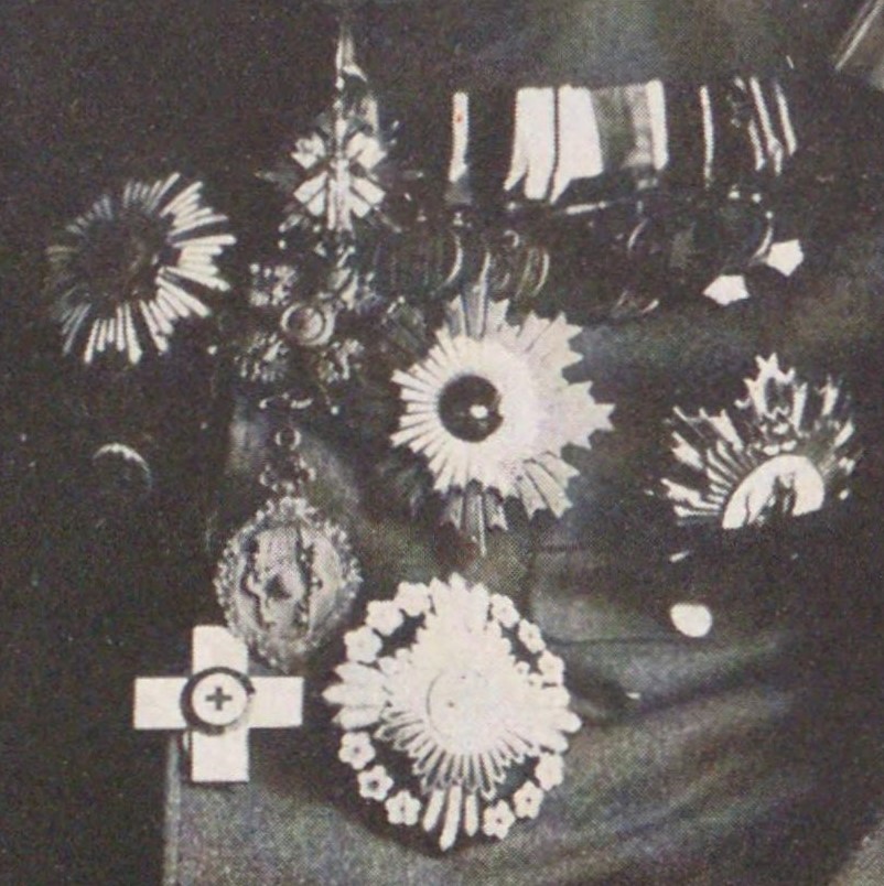 Army Surgeon Inspector General Ishiguro Tadanori  石黒 忠悳.jpg