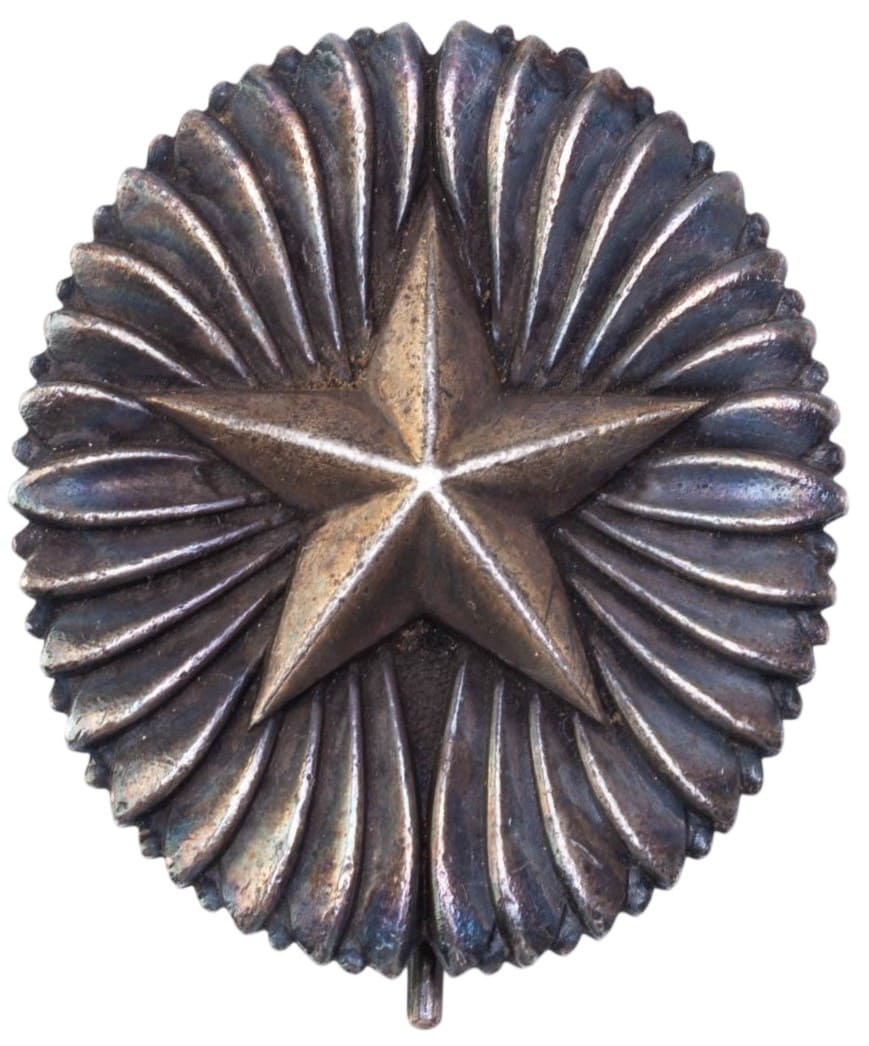 Army War College Graduation Badge made by Hattori&Co Tokyo.jpg