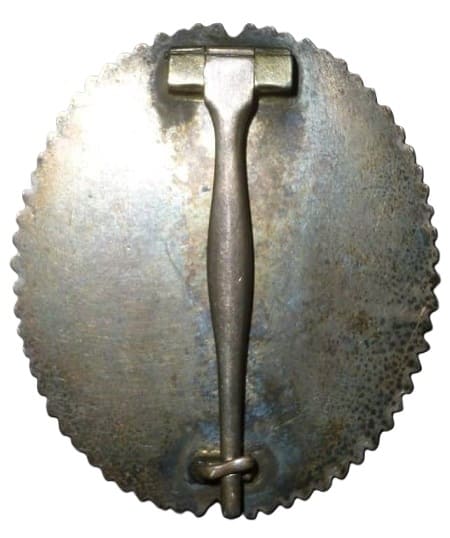 Army War  College Graduation Badge of Lieutenant-General Mamoru Iinuma.jpg