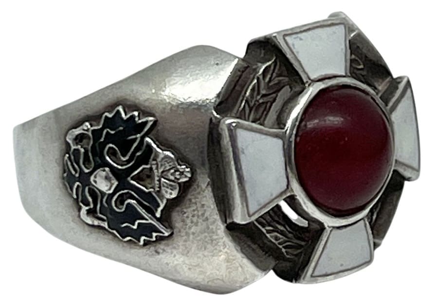 Award ring George for  Sucker made by Faberge.jpg