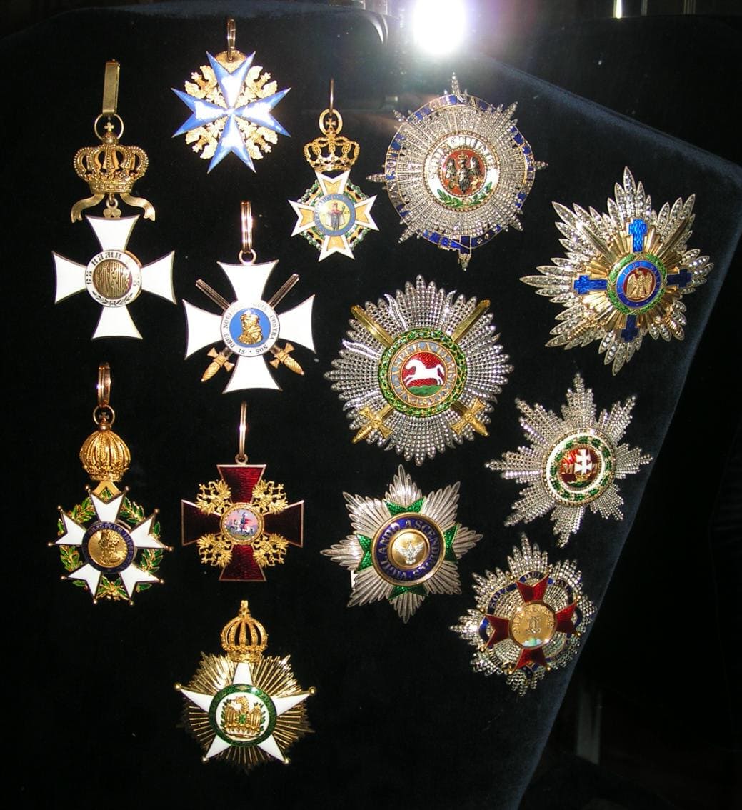 Baden Order of Fidelity combined with the Order of the Garter.jpg