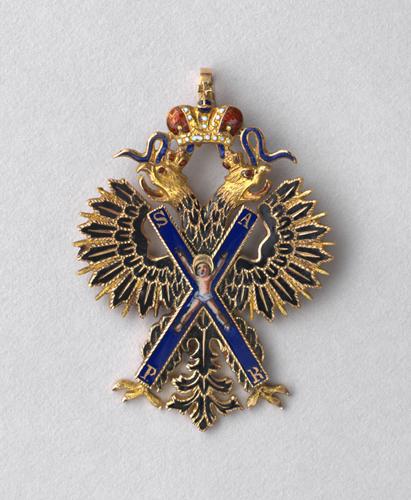 Badge of an Official of the Saint Andrew the First Called Order.jpg