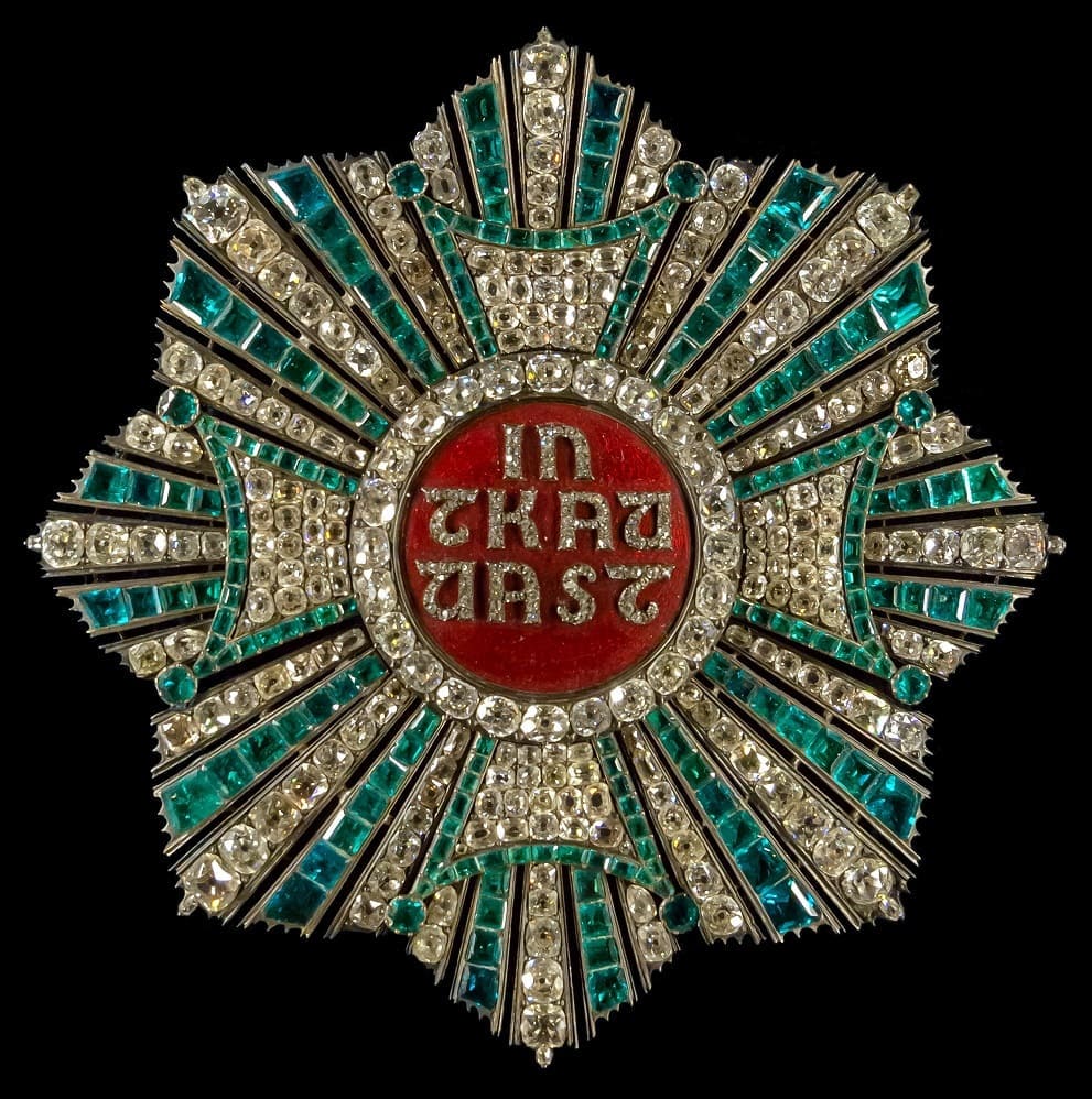 Bavarian Royal  Order of Saint Hubert with Emeralds and Diamonds.jpg