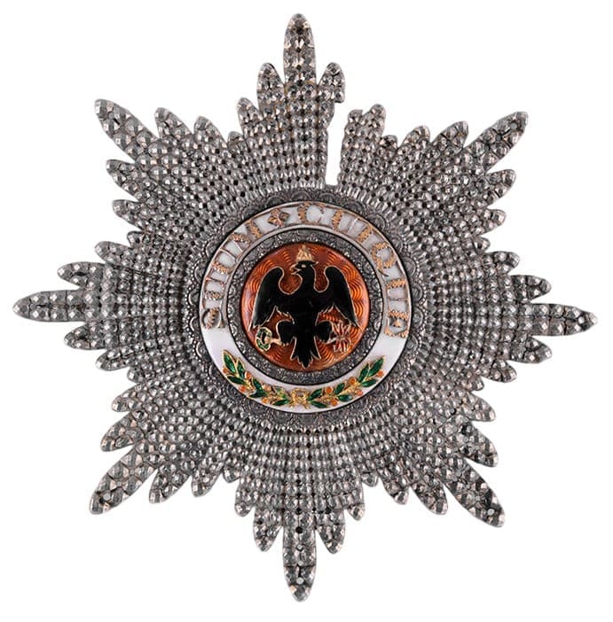 Black Eagle Order Breast Star made by Hamlet, London.jpg